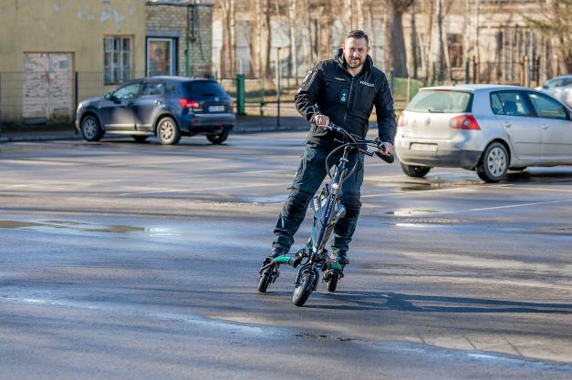 Palangos policijos vadas – apie „žolę“, gėjus, policininkų algą ir tobulas atostogas - A.Budginas